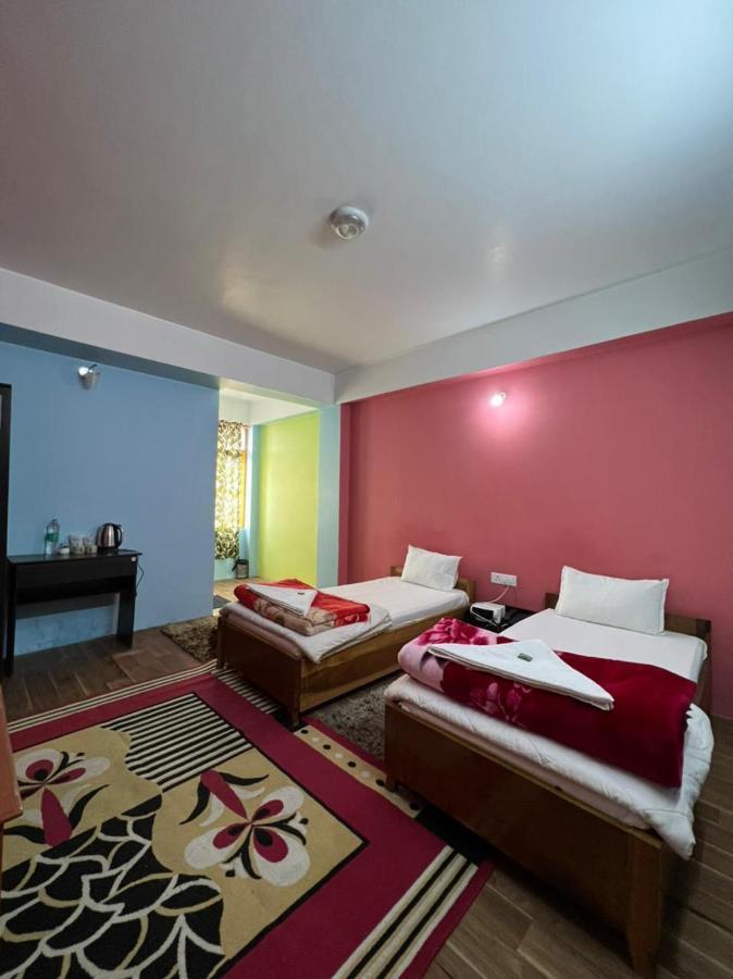 Hotel Tashi Ga Tsel تاوانج المظهر الخارجي الصورة